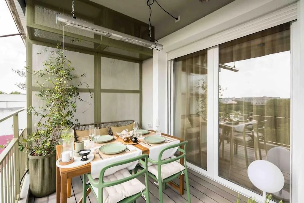 Apartament Marvelous Park View - Big Terrace - 2Bdr Bukareszt